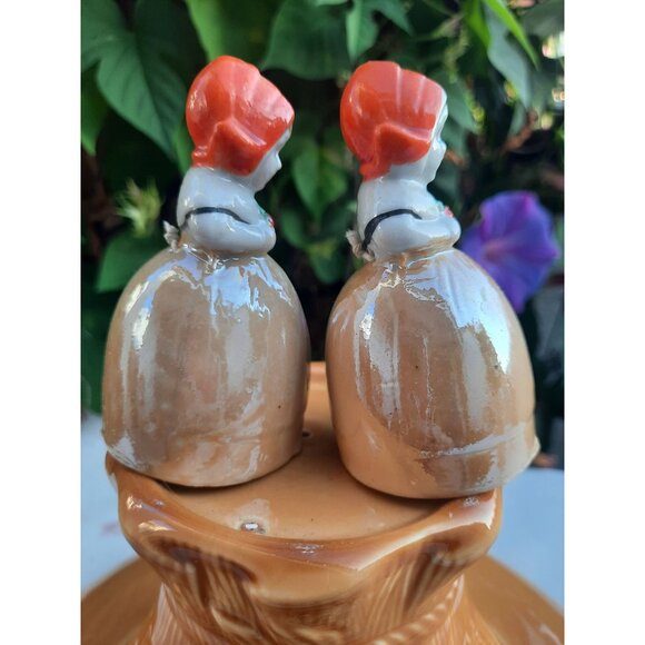 Vintage Bells Gossiping Dutch Girls Bells Set Made in Japan Porcelain - Picture 5 of 5